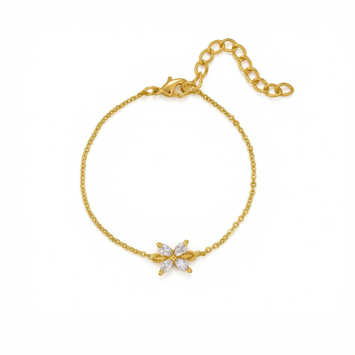 18k Gold plated bracelet with a star-shaped clasp on a white background