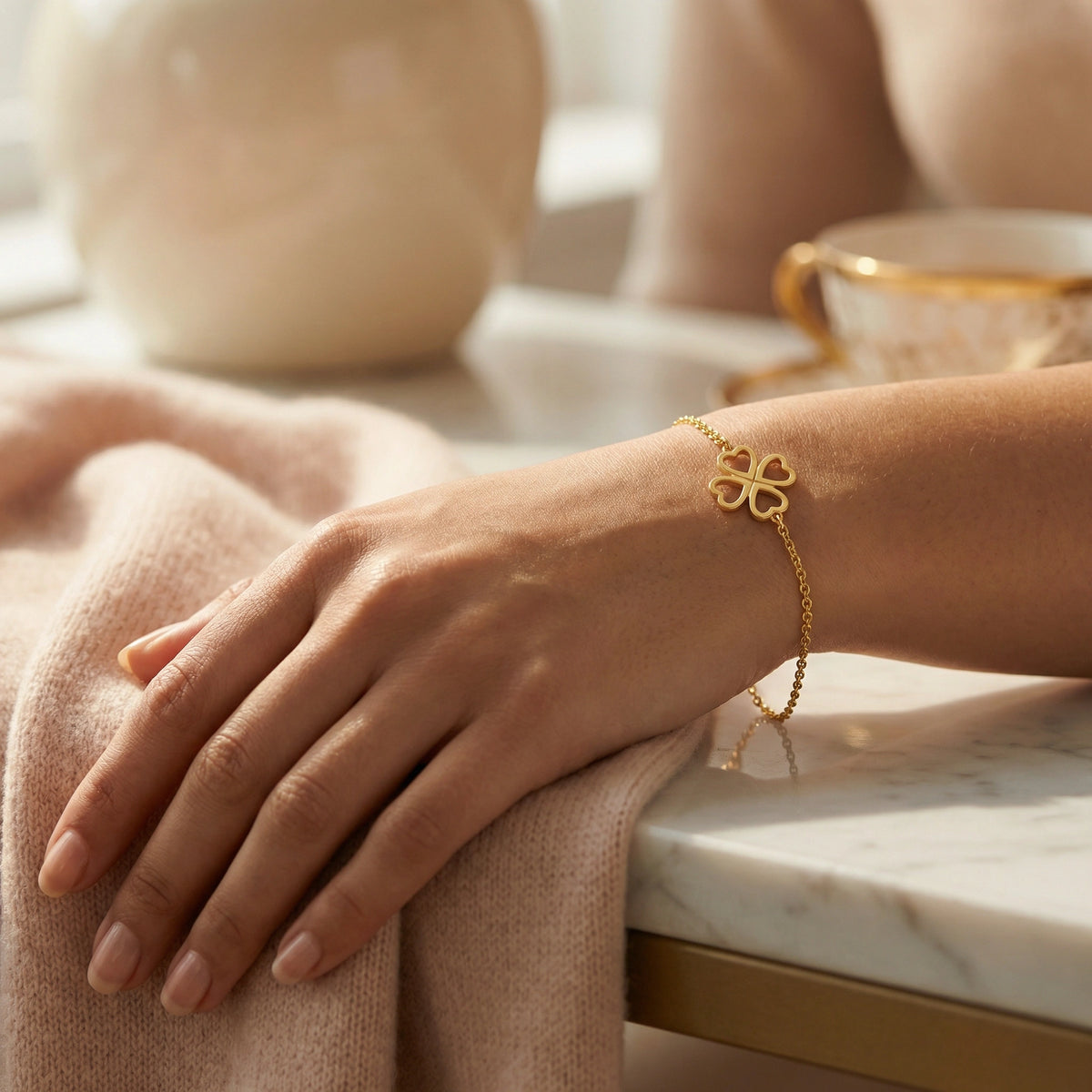 lucky heart clover bracelet – 18k gold plated filigree charm